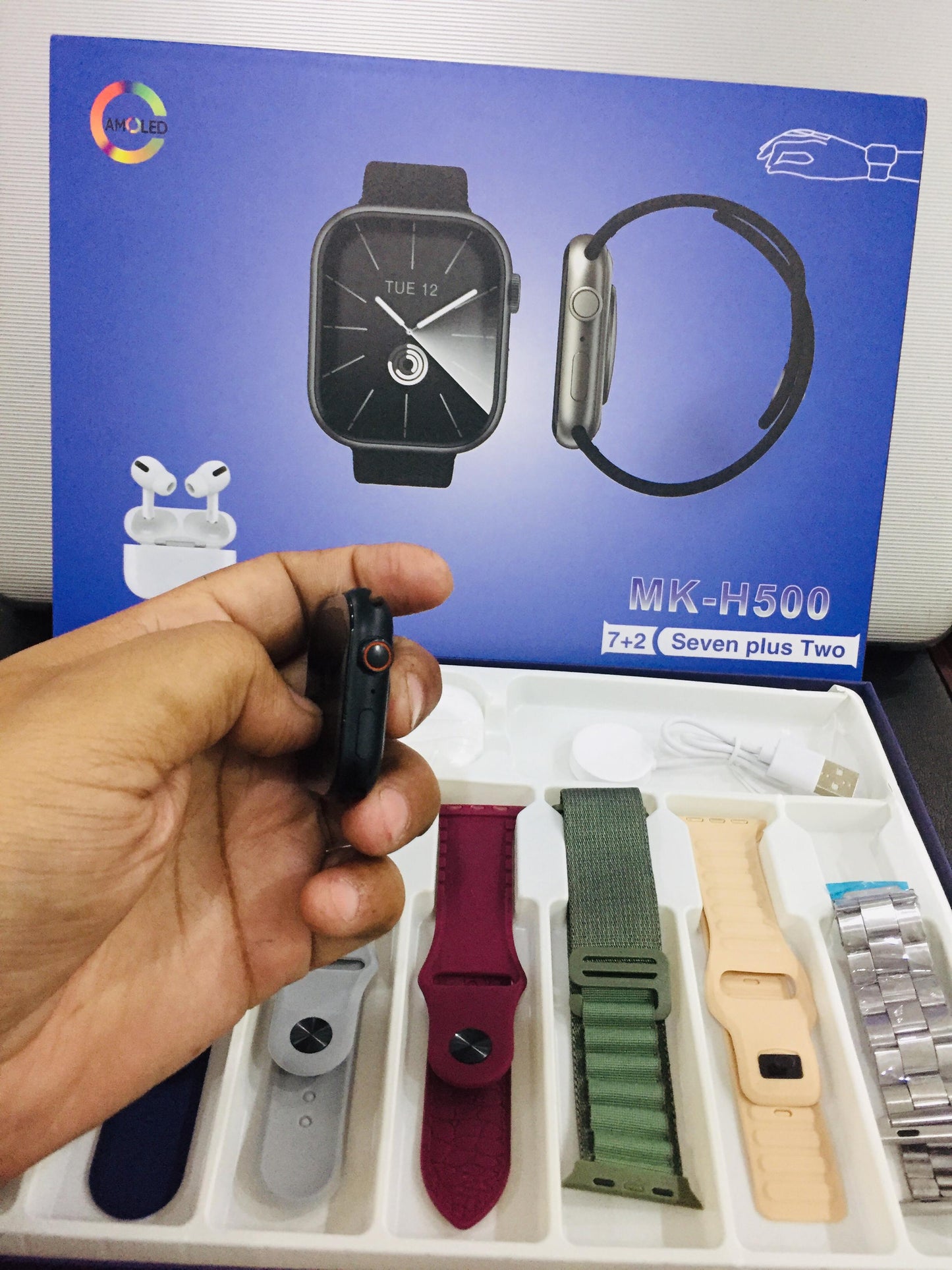 Series 9 Super Amoled MK-H500 7 Straps Smart Watch with Buds